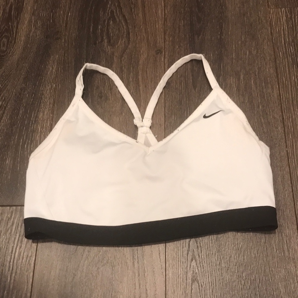 nike bra